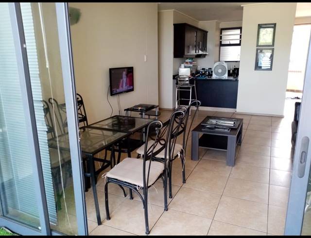 2 BEDROOM APARTMENT TO LET IN POINT WATERFRONT